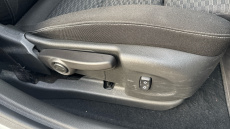 Vauxhall Astra 1.4T 16V 150 SRi 5dr Petrol Hatchback